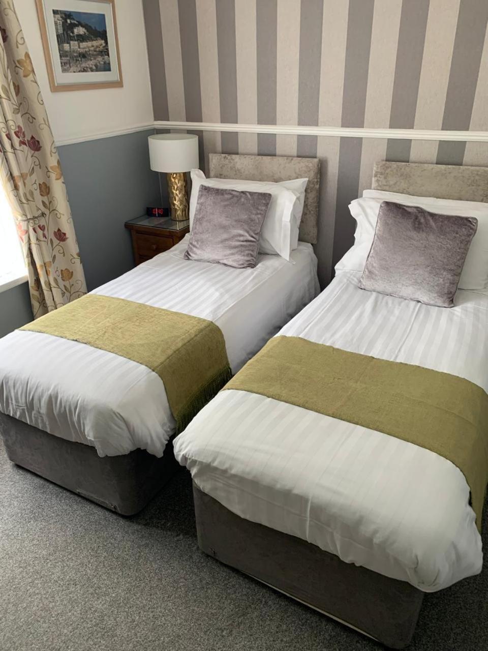 Abingdon House Bed and Breakfast Torquay Exteriör bild