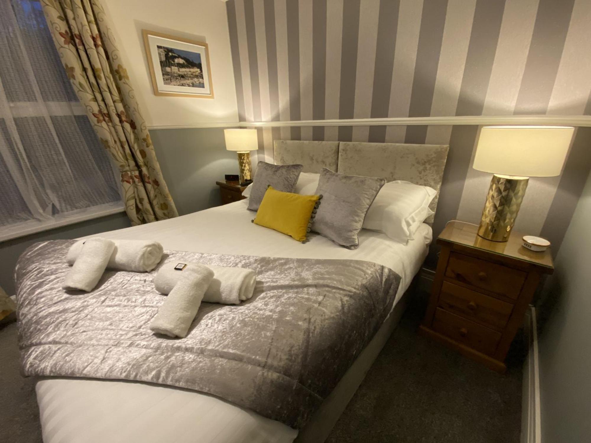 Abingdon House Bed and Breakfast Torquay Exteriör bild